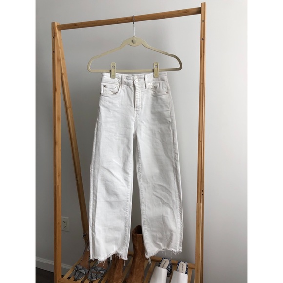Zara Denim - ZARA Straight Cropped Frayed Jeans